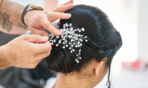 Hairstyles for Heart-Shaped Faces